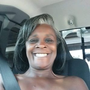 Meet your Posher, Carolyn